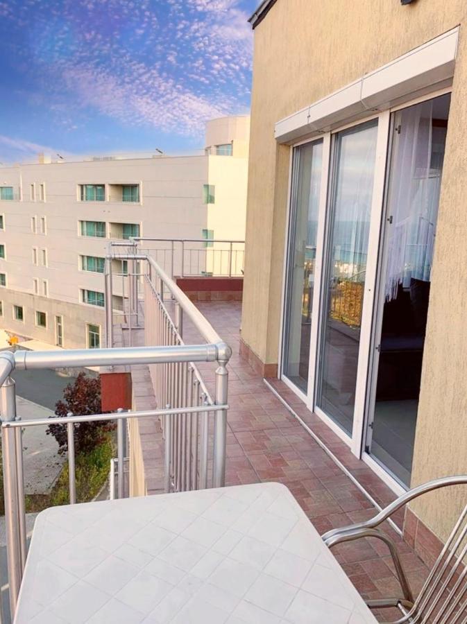 Golden View Przy Samym Morzu Plazy Apartment Приморско Екстериор снимка