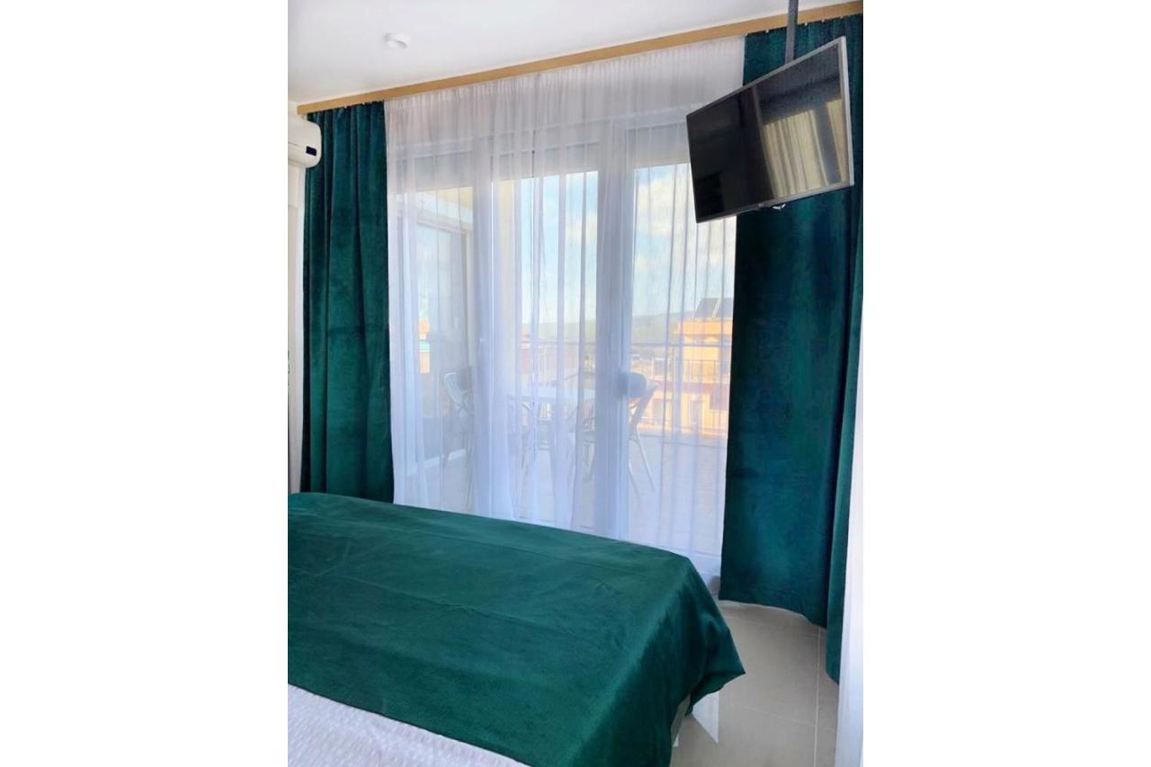 Golden View Przy Samym Morzu Plazy Apartment Приморско Екстериор снимка