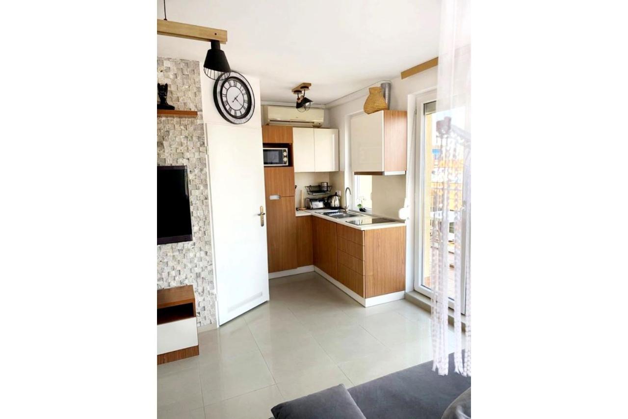 Golden View Przy Samym Morzu Plazy Apartment Приморско Екстериор снимка