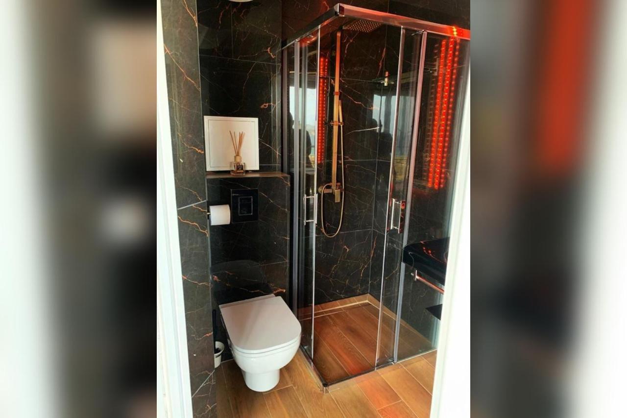 Golden View Przy Samym Morzu Plazy Apartment Приморско Екстериор снимка